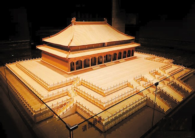 江西“样式雷”太和殿木结构模型。